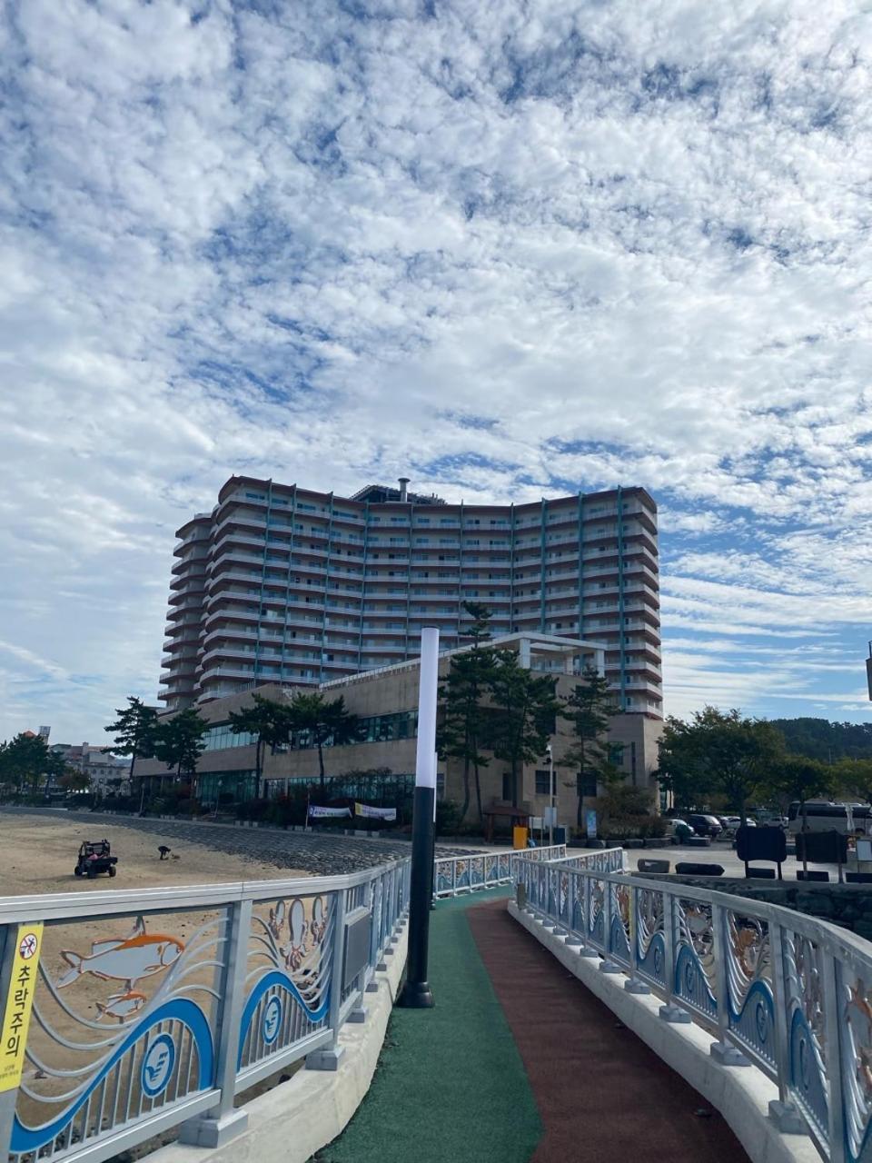 Beache Palace Poljong Kültér fotó